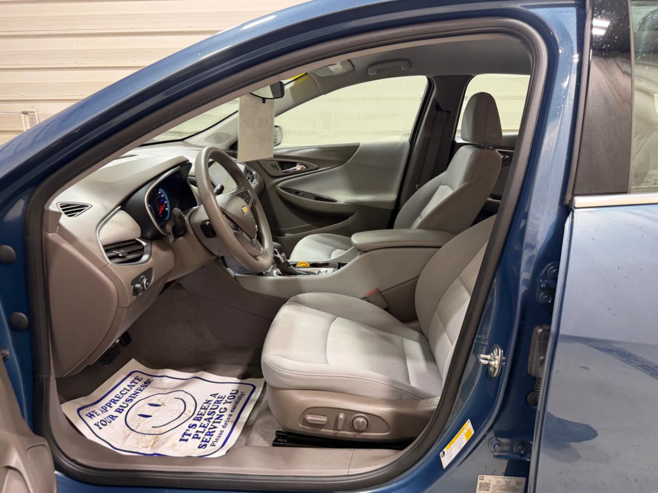 Chevrolet Malibu 4dr Sdn LS w/1FL 2024