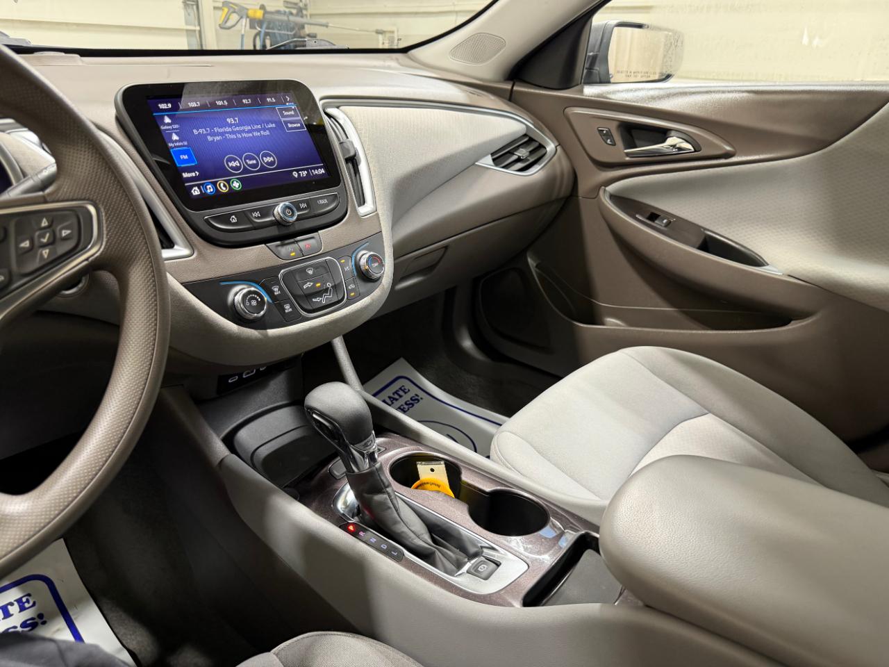 Chevrolet Malibu 4dr Sdn LS w/1FL 2024