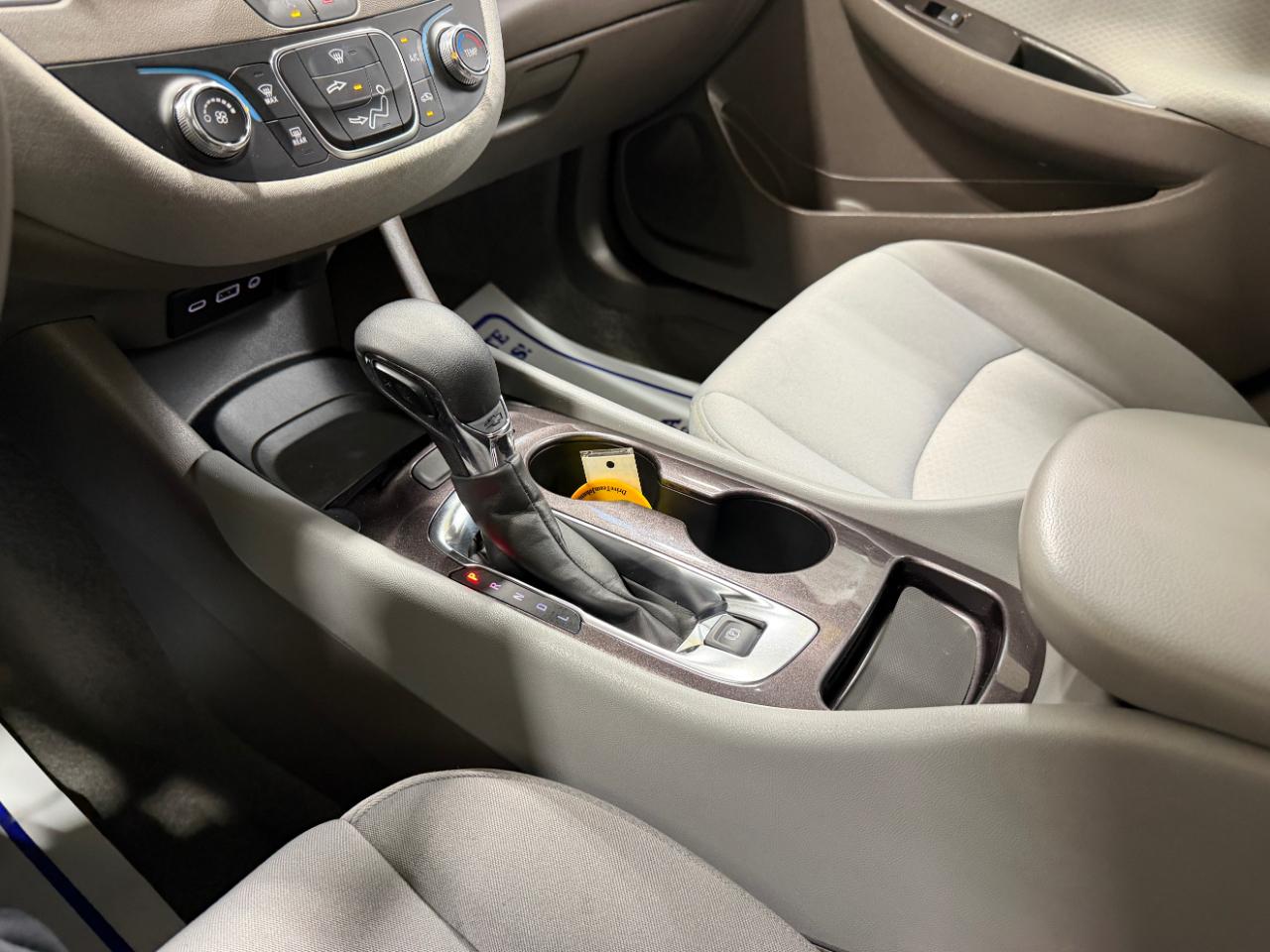Chevrolet Malibu 4dr Sdn LS w/1FL 2024