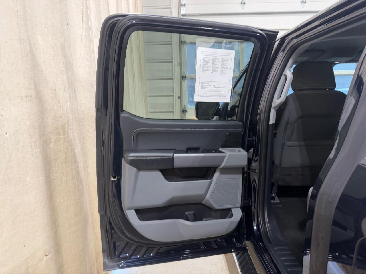 Ford F-150 XLT 4WD SuperCrew 5.5' Box 2023