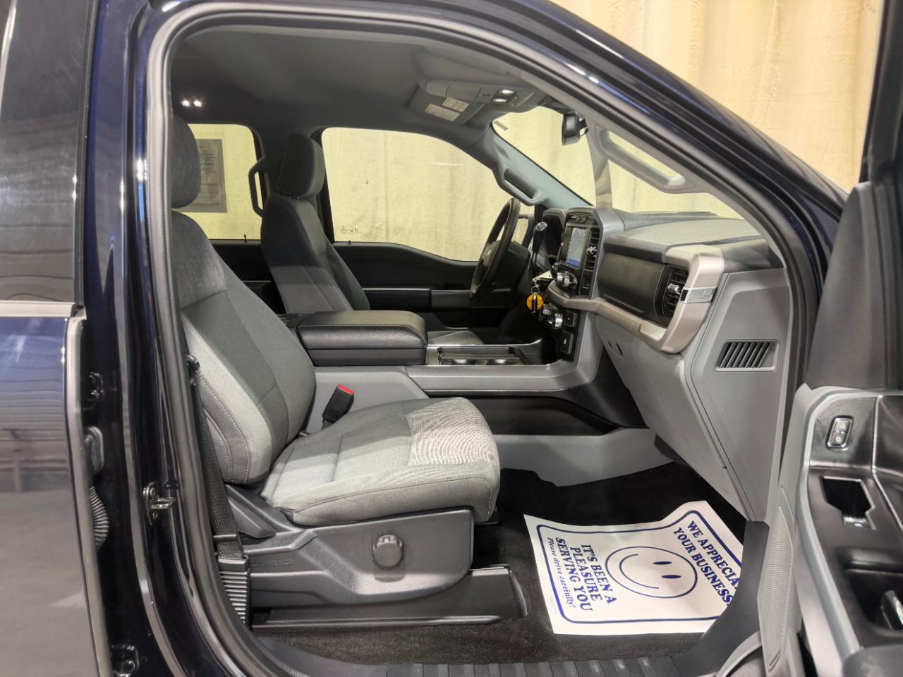 Ford F-150 XLT 4WD SuperCrew 5.5' Box 2023
