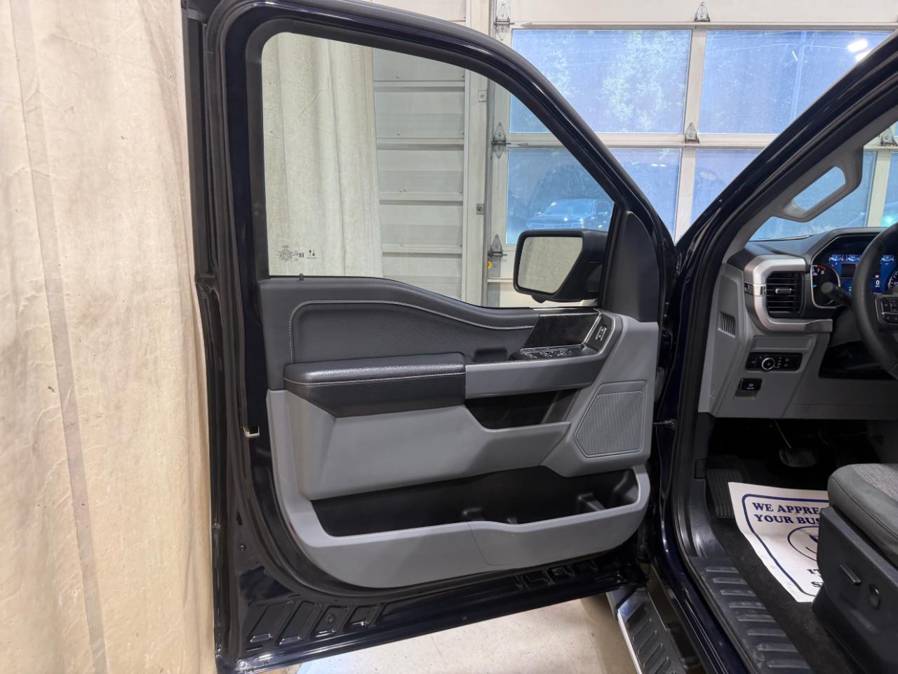 Ford F-150 XLT 4WD SuperCrew 5.5' Box 2023