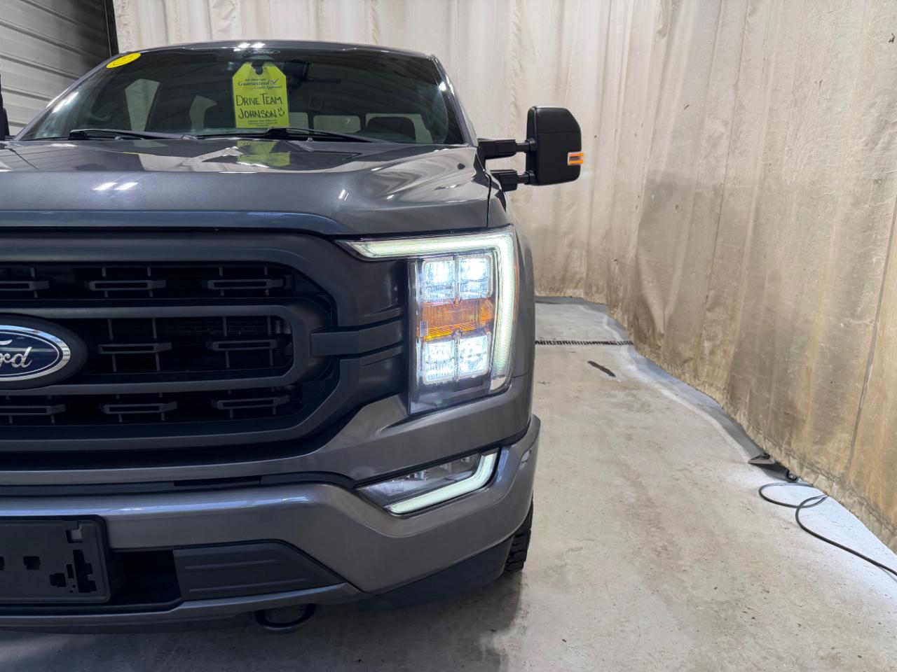 Ford F-150 XL 4WD SuperCrew 5.5' Box 2022
