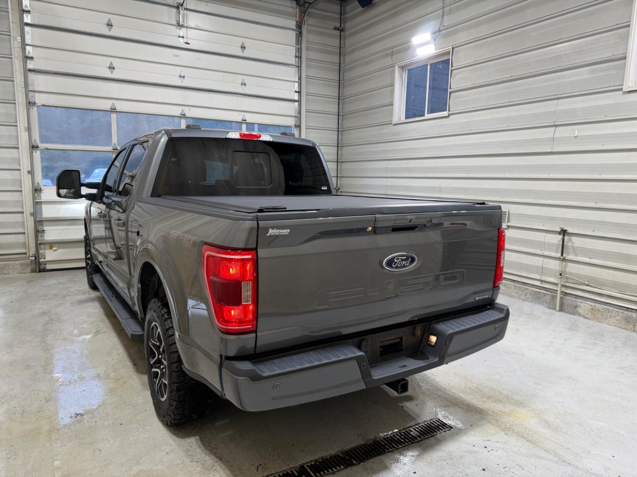 Ford F-150 XL 4WD SuperCrew 5.5' Box 2022