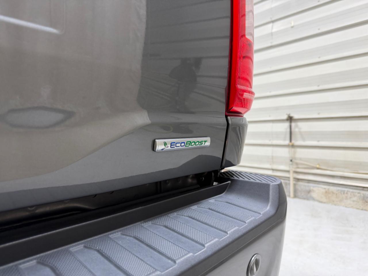 Ford F-150 XL 4WD SuperCrew 5.5' Box 2022