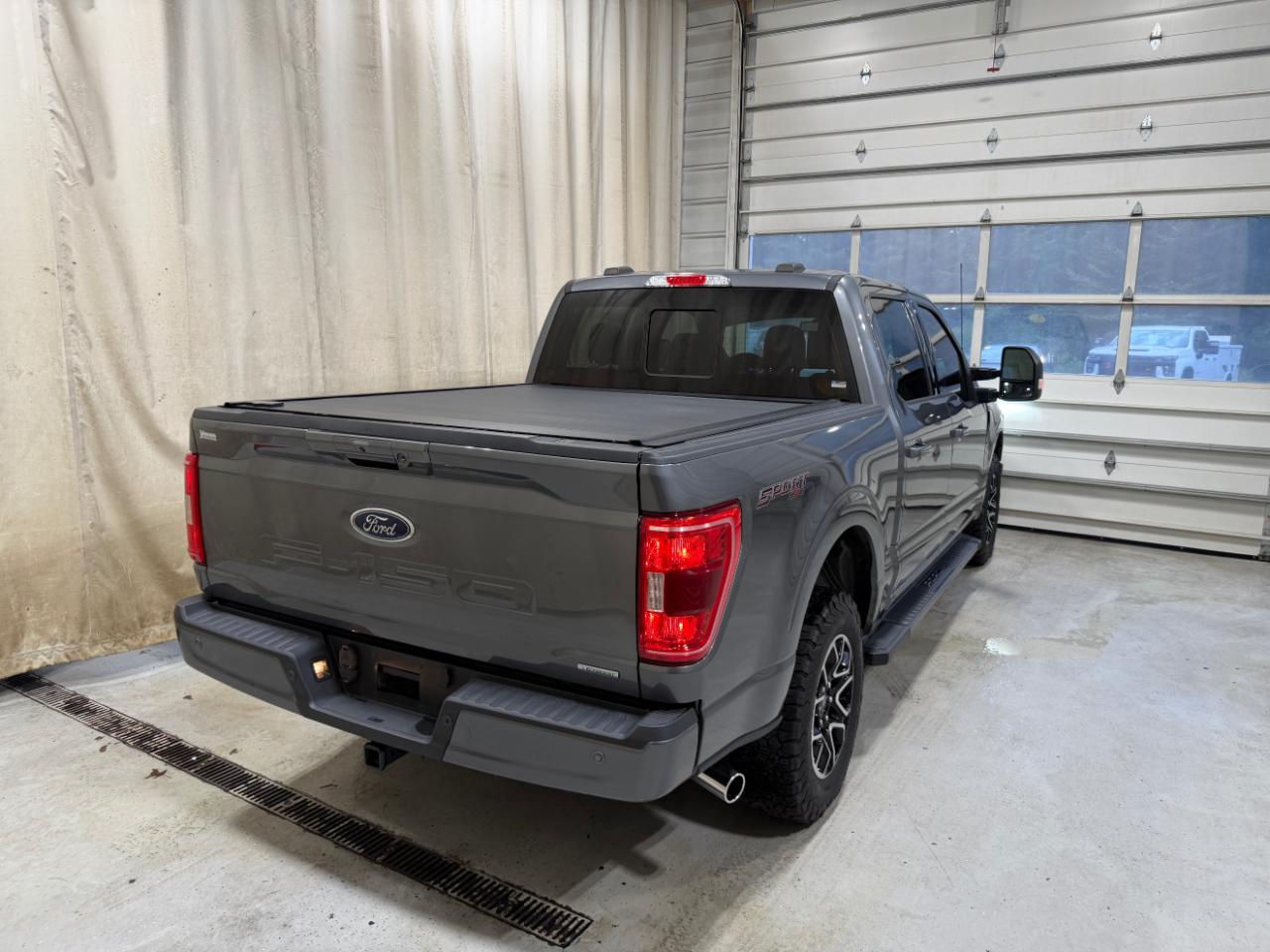 Ford F-150 XL 4WD SuperCrew 5.5' Box 2022