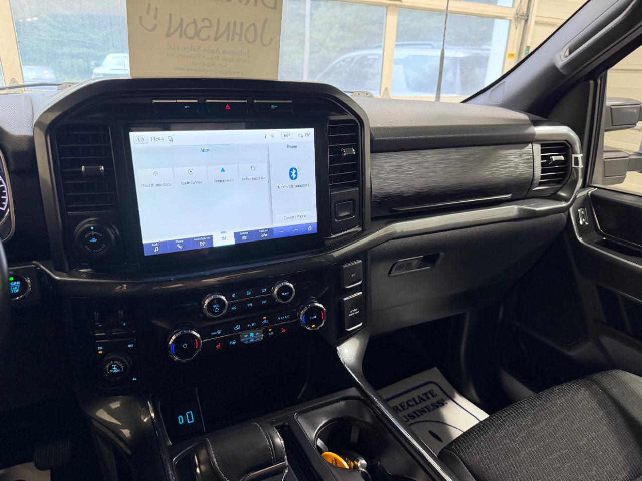 Ford F-150 XL 4WD SuperCrew 5.5' Box 2022