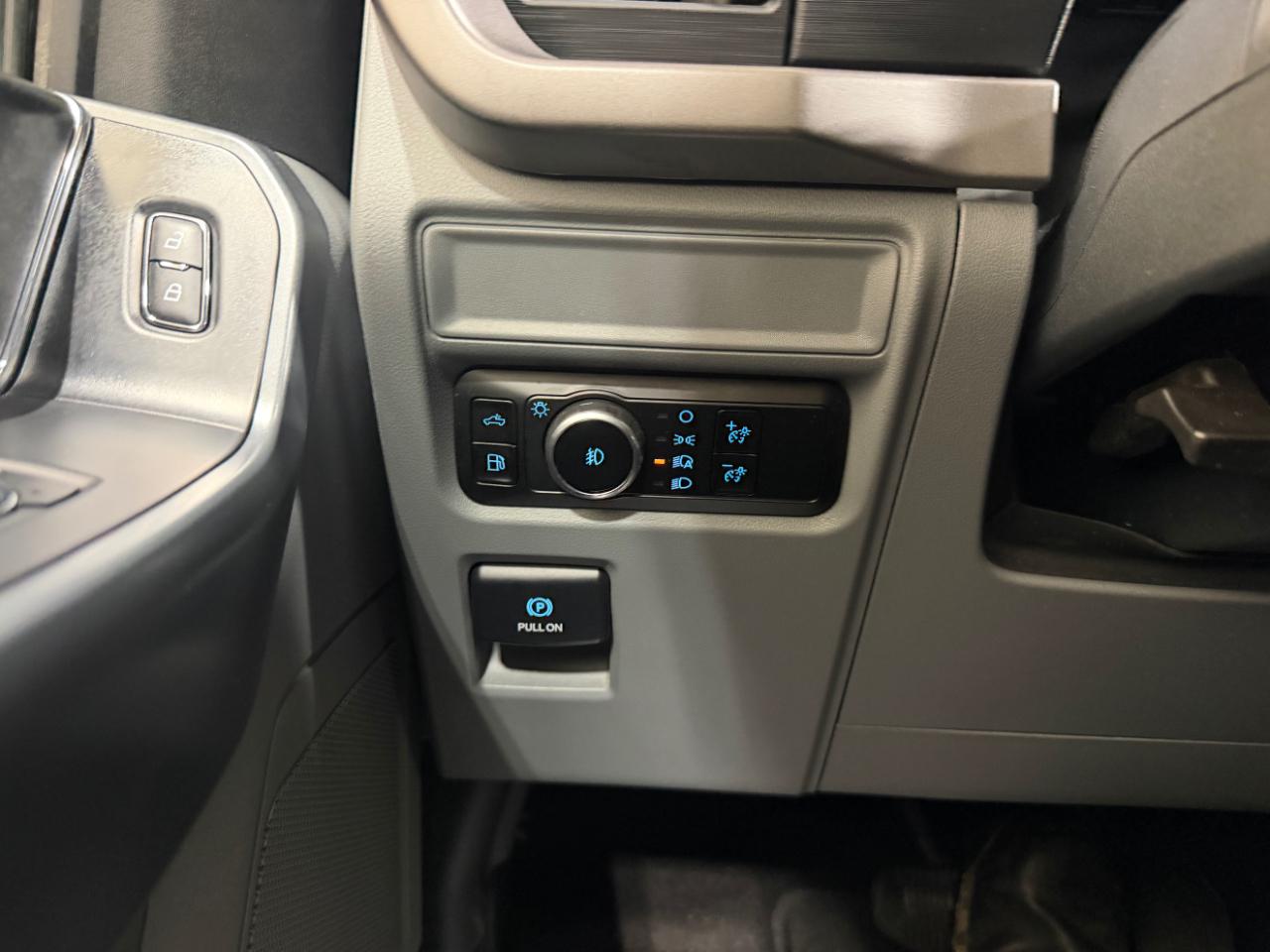 Ford F-150 XLT 4WD SuperCrew 5.5' Box 2024