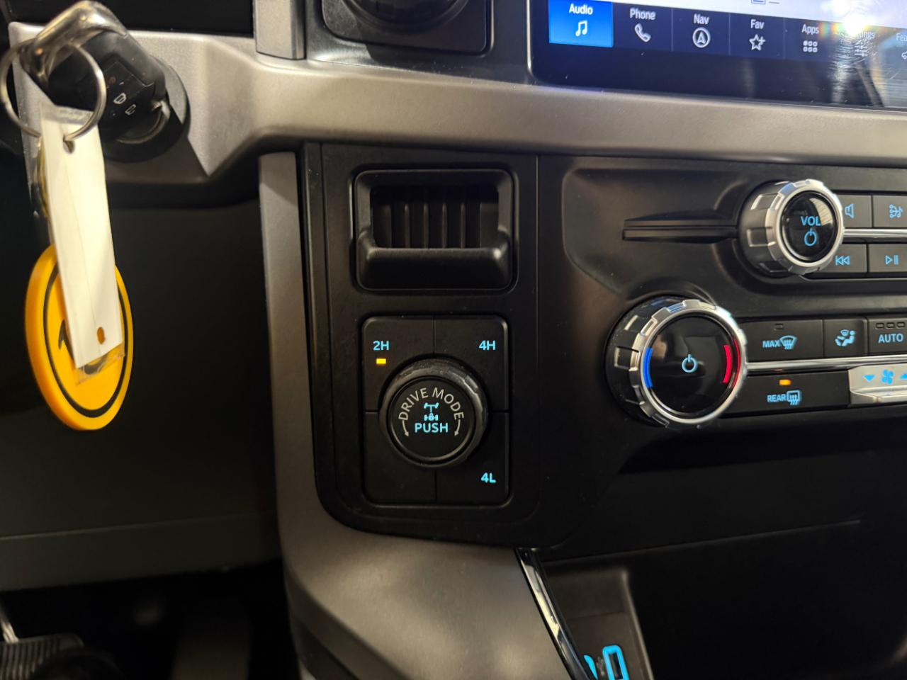 Ford F-150 XLT 4WD SuperCrew 5.5' Box 2024