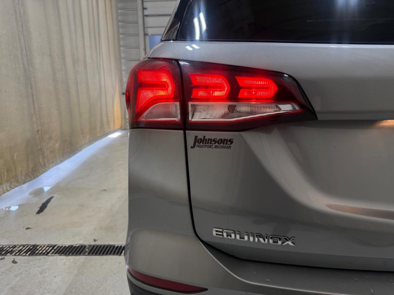 Chevrolet Equinox AWD 4dr LS w/1FL 2023