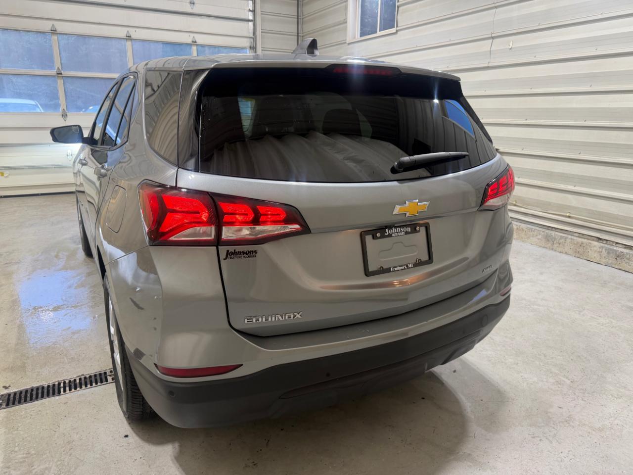 Chevrolet Equinox AWD 4dr LS w/1FL 2023