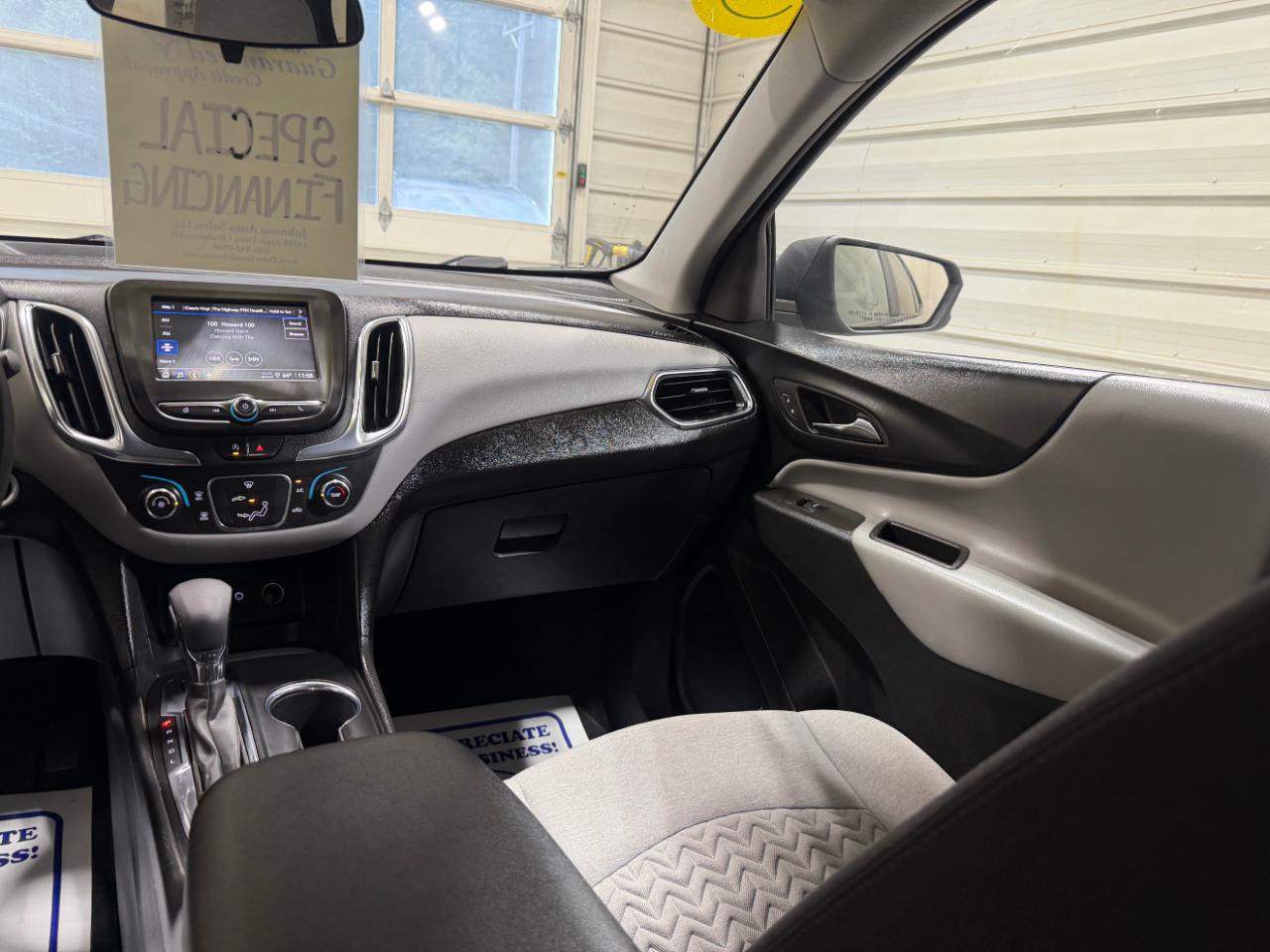 Chevrolet Equinox AWD 4dr LS w/1FL 2023