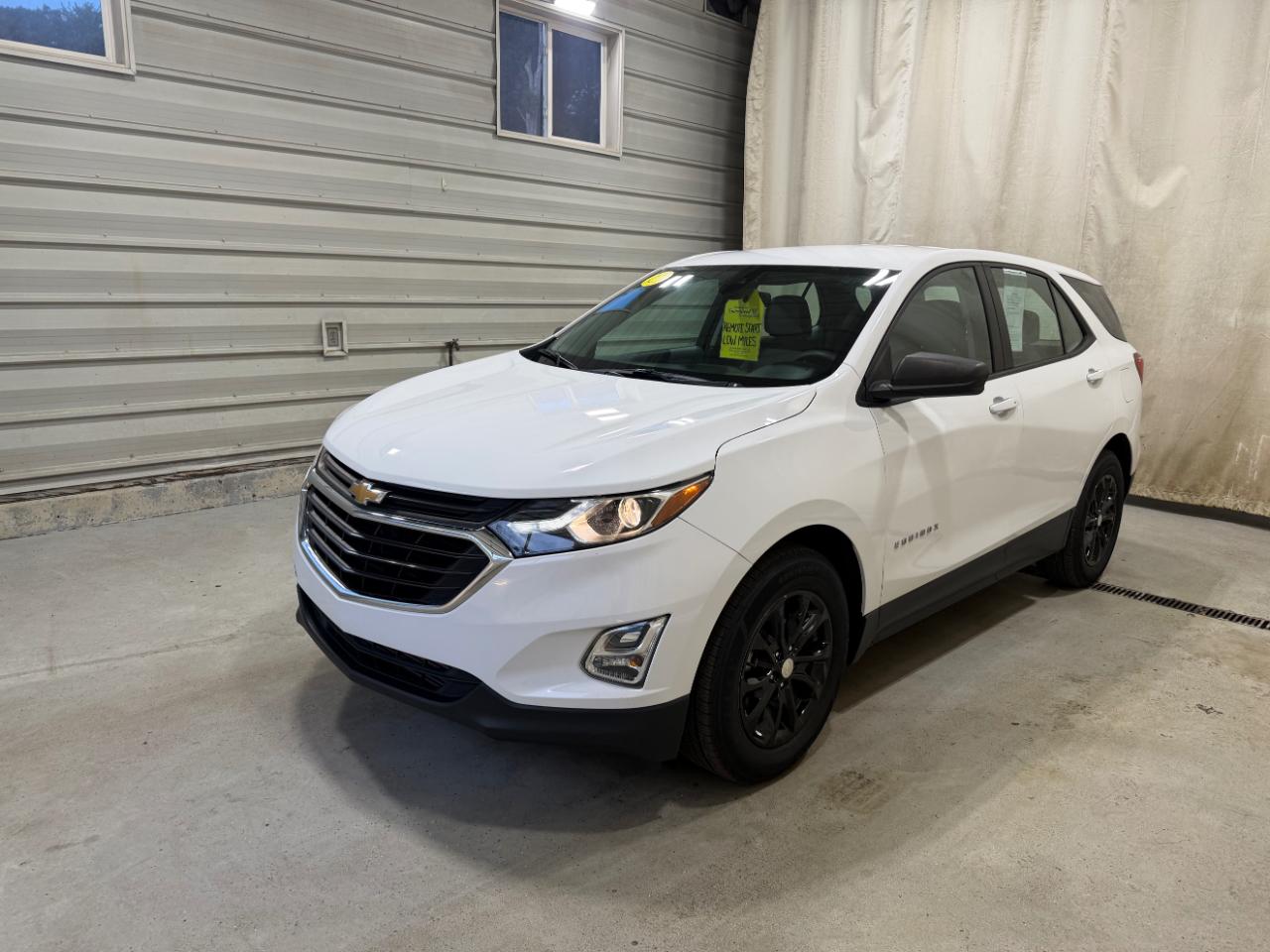 Chevrolet Equinox FWD 4dr LS w/1FL 2021
