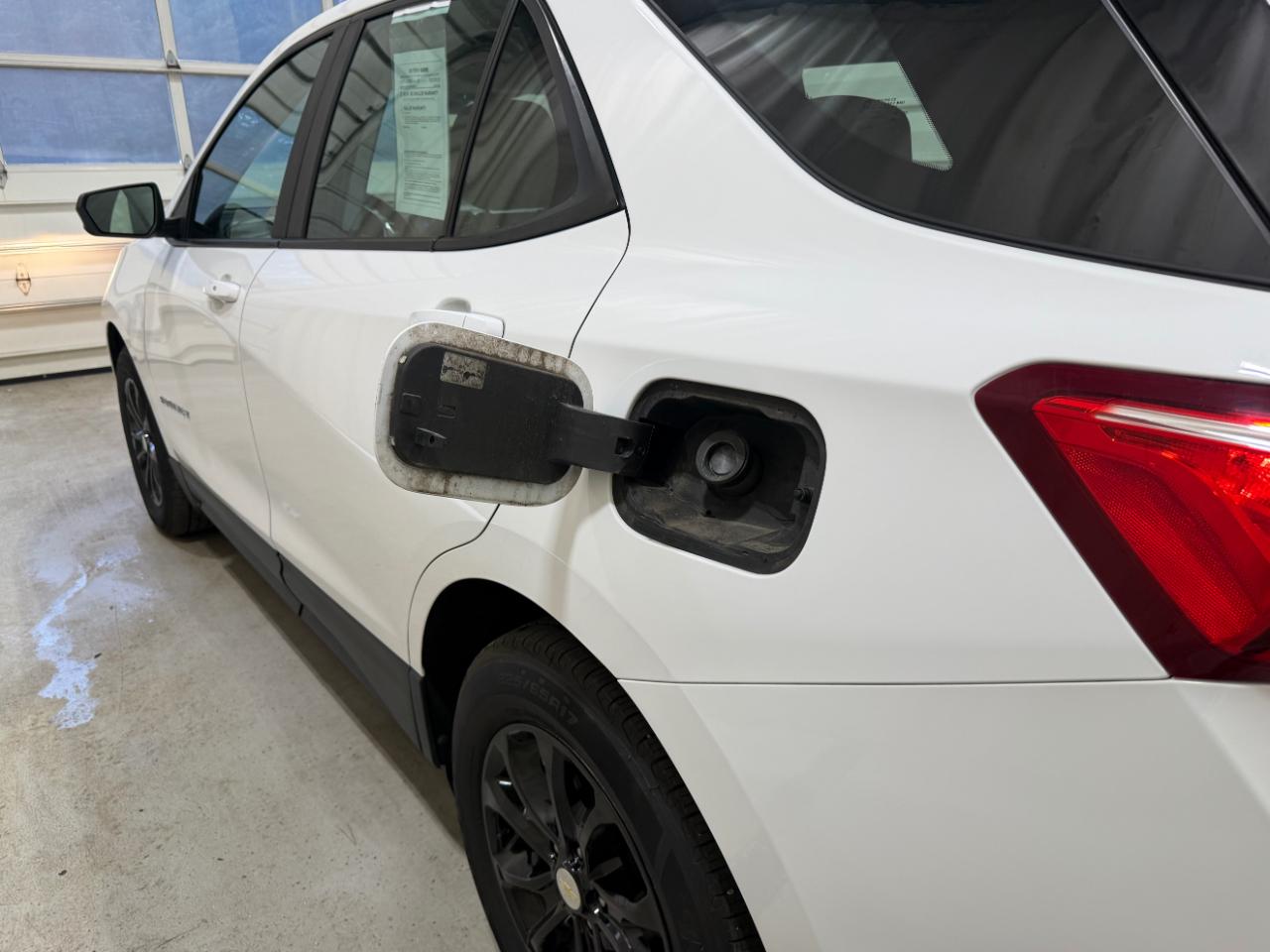 Chevrolet Equinox FWD 4dr LS w/1FL 2021