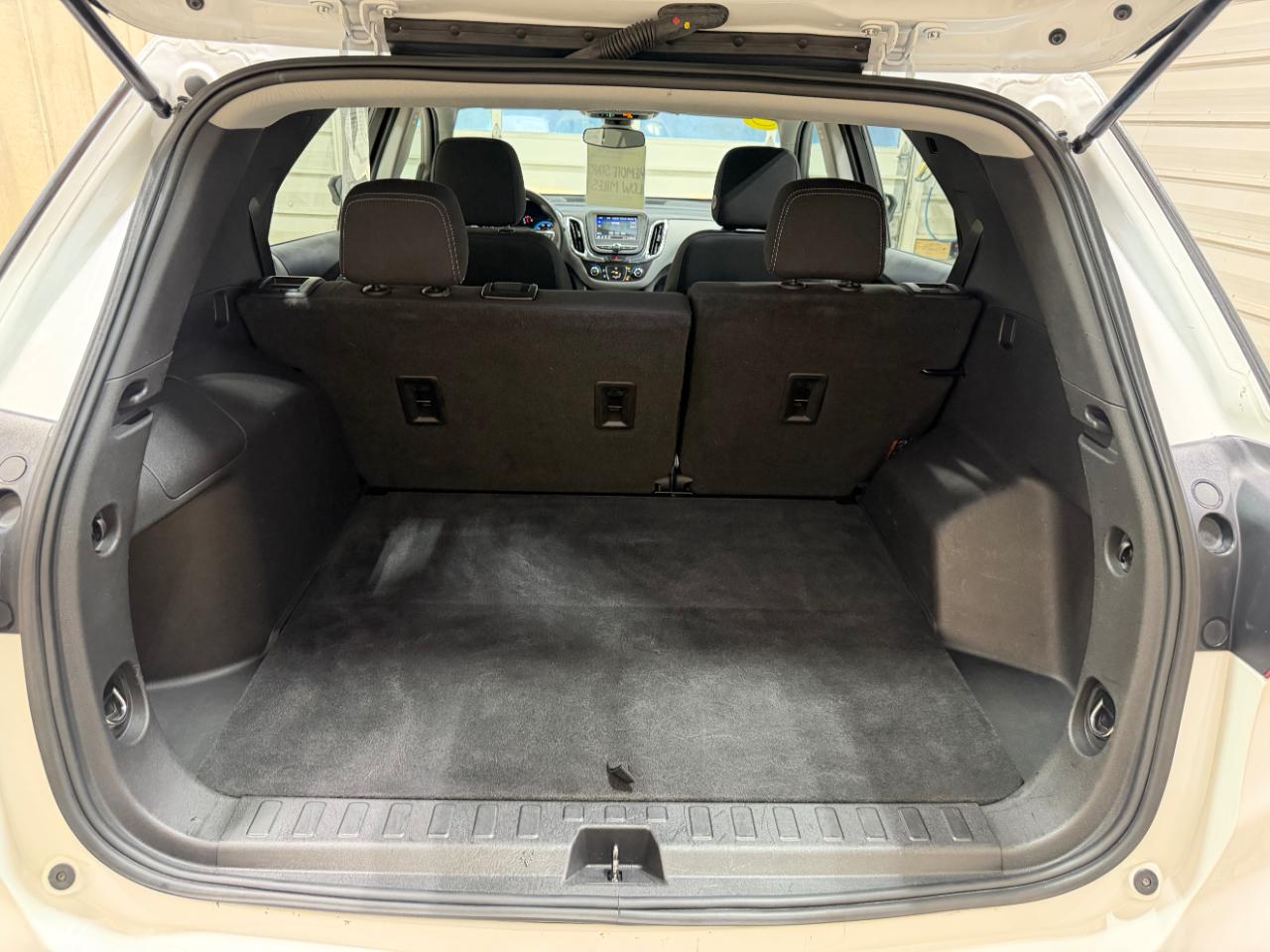 Chevrolet Equinox FWD 4dr LS w/1FL 2021