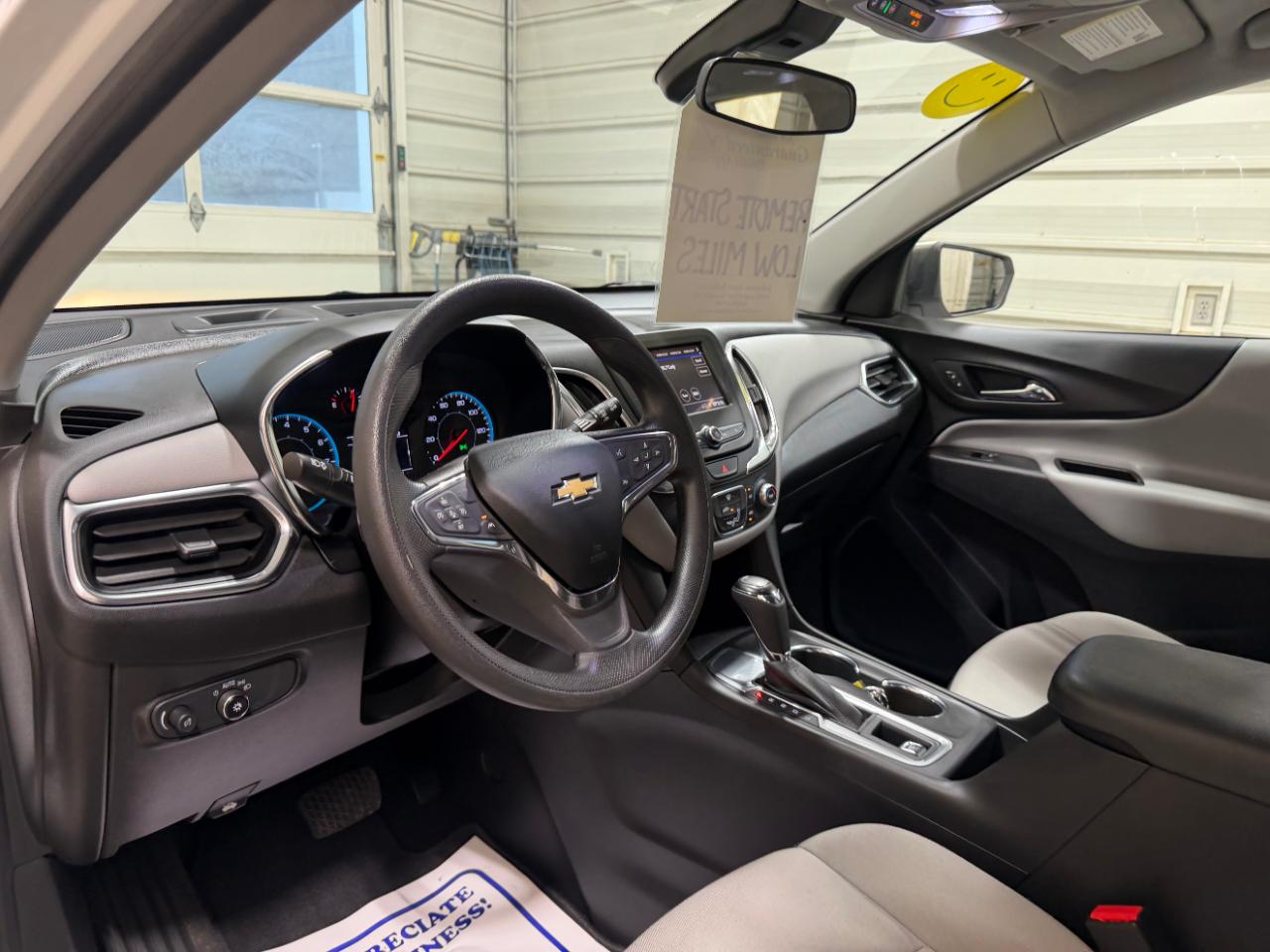 Chevrolet Equinox FWD 4dr LS w/1FL 2021