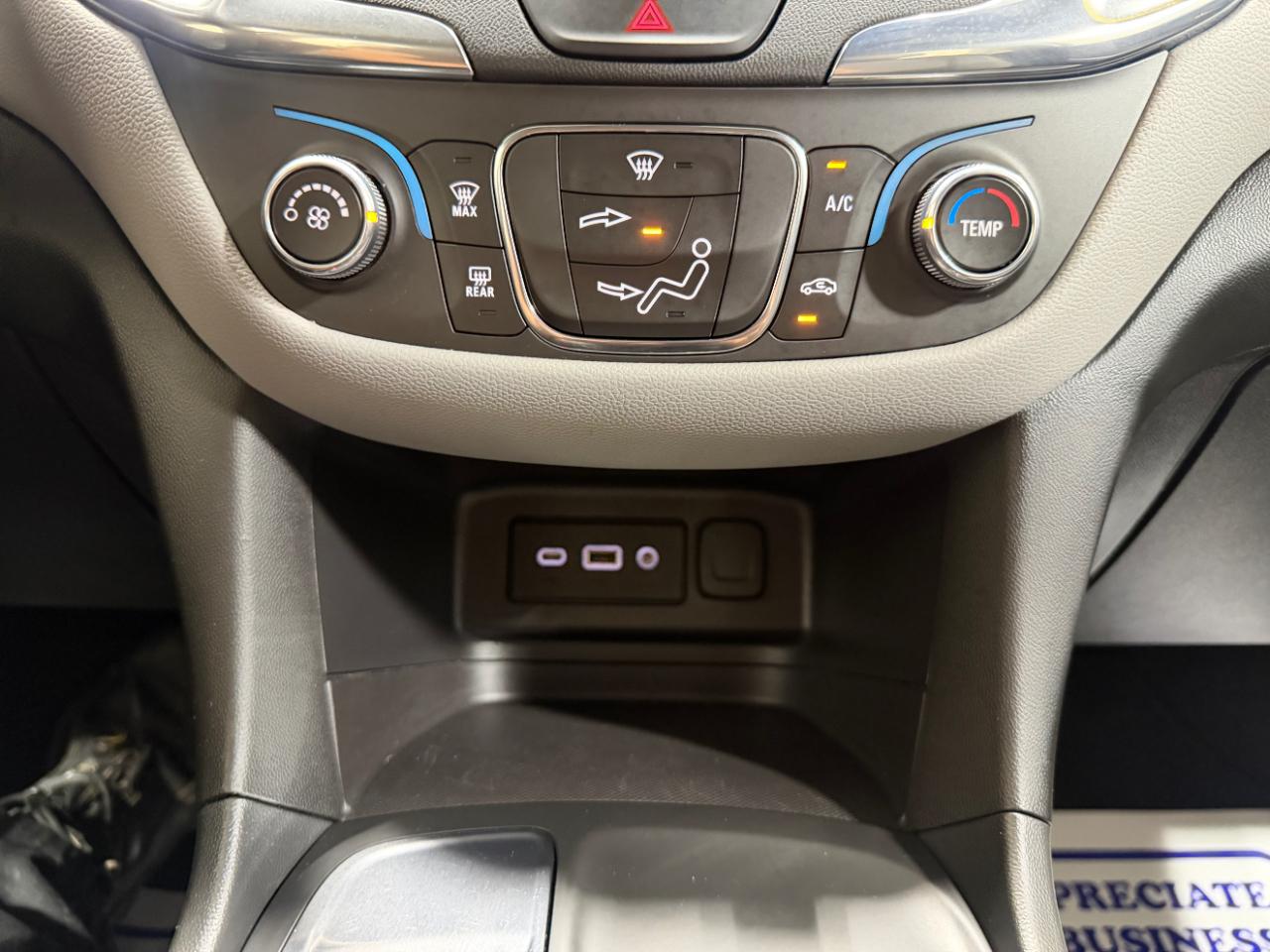 Chevrolet Equinox FWD 4dr LS w/1FL 2021