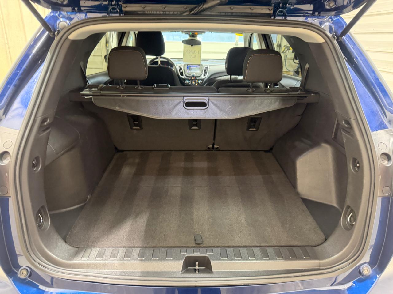 Chevrolet Equinox AWD 4dr LT w/1LT 2023