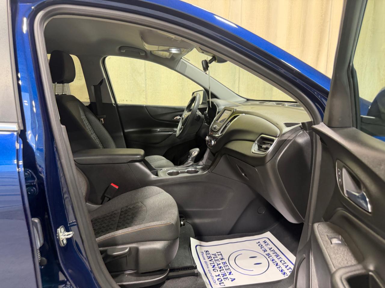 Chevrolet Equinox AWD 4dr LT w/1LT 2023