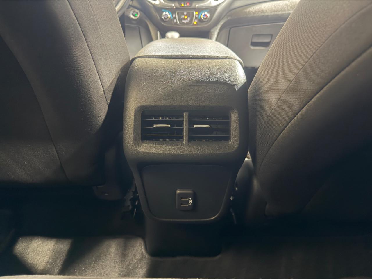 Chevrolet Equinox AWD 4dr LT w/1LT 2023