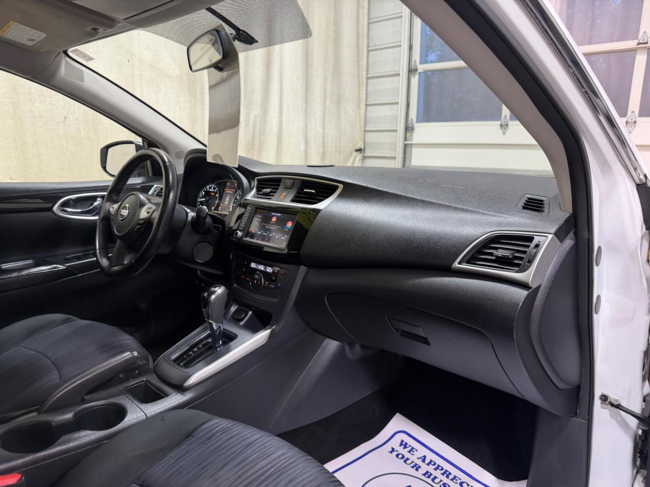 Nissan Sentra SV CVT 2019