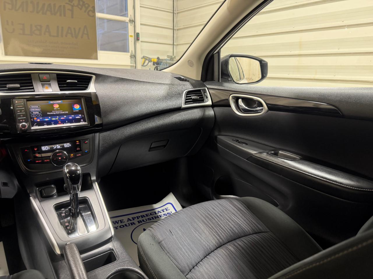 Nissan Sentra SV CVT 2019