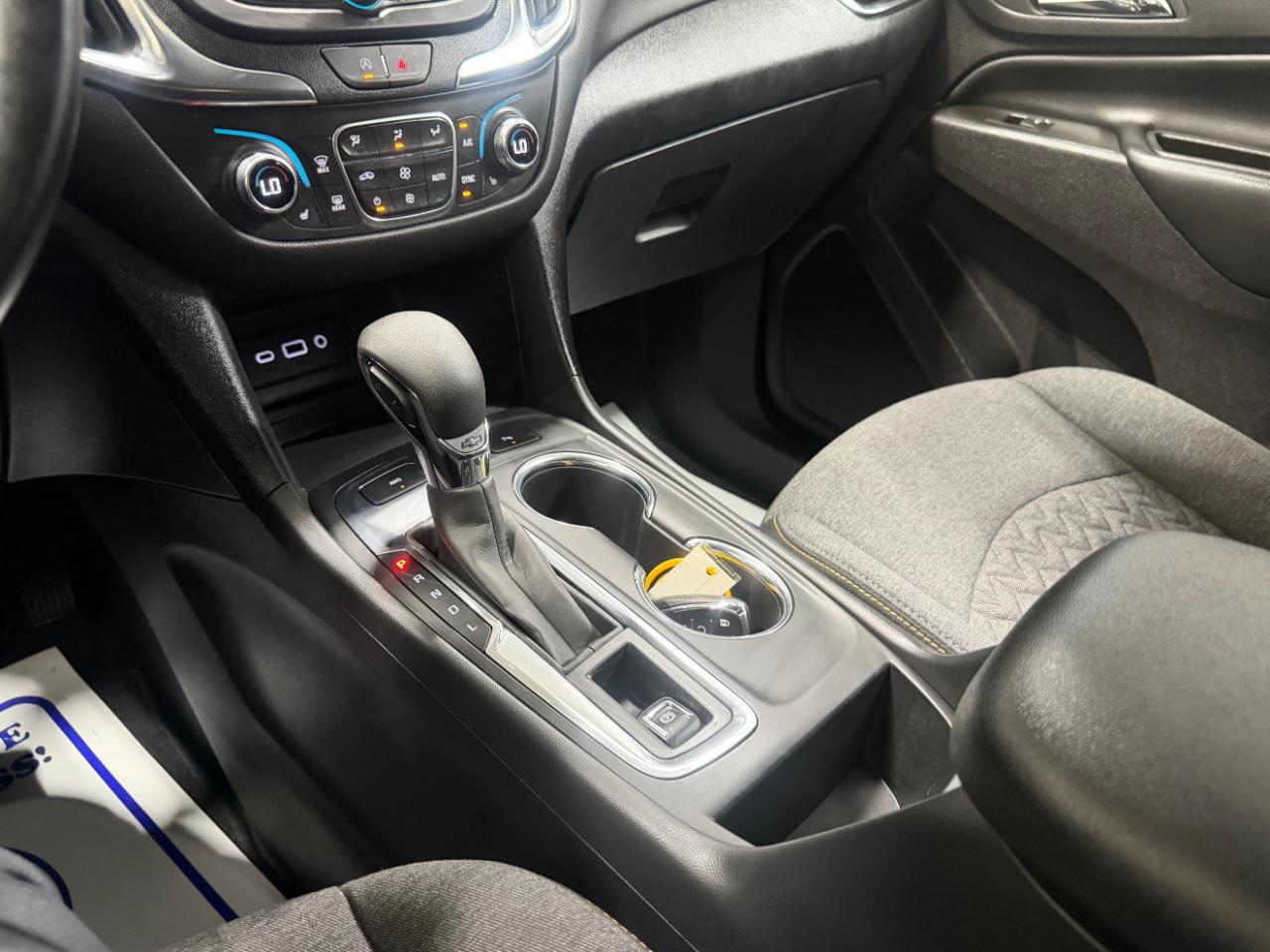 Chevrolet Equinox AWD 4dr LT w/1LT 2024
