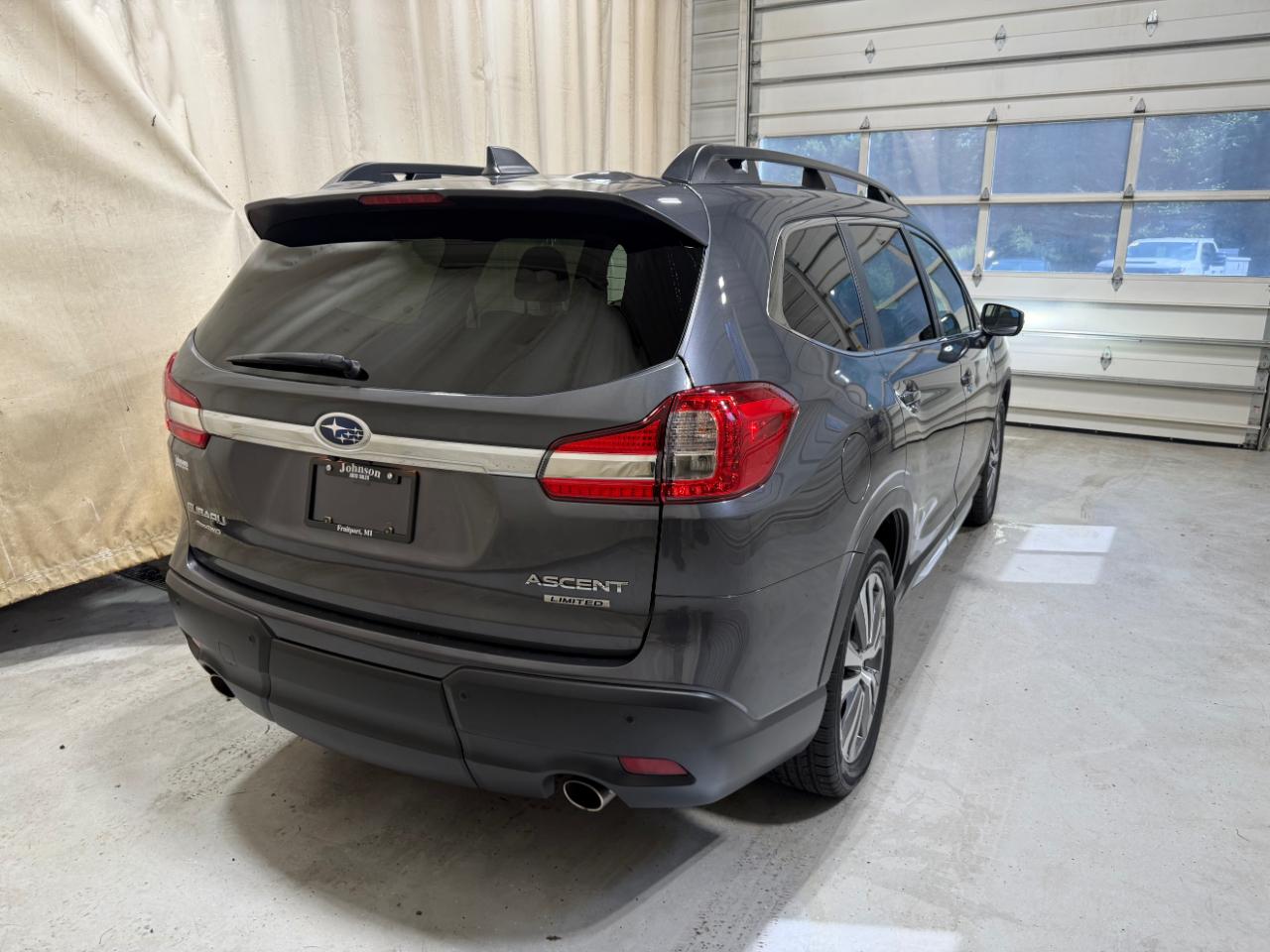 Subaru Ascent Limited 8-Passenger 2022