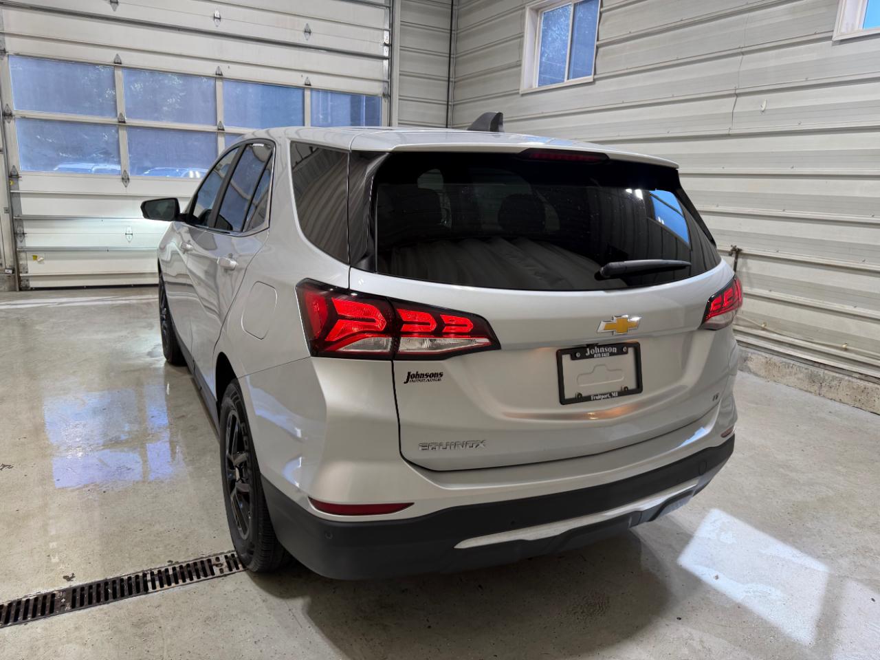 Chevrolet Equinox FWD 4dr LT w/2FL 2022