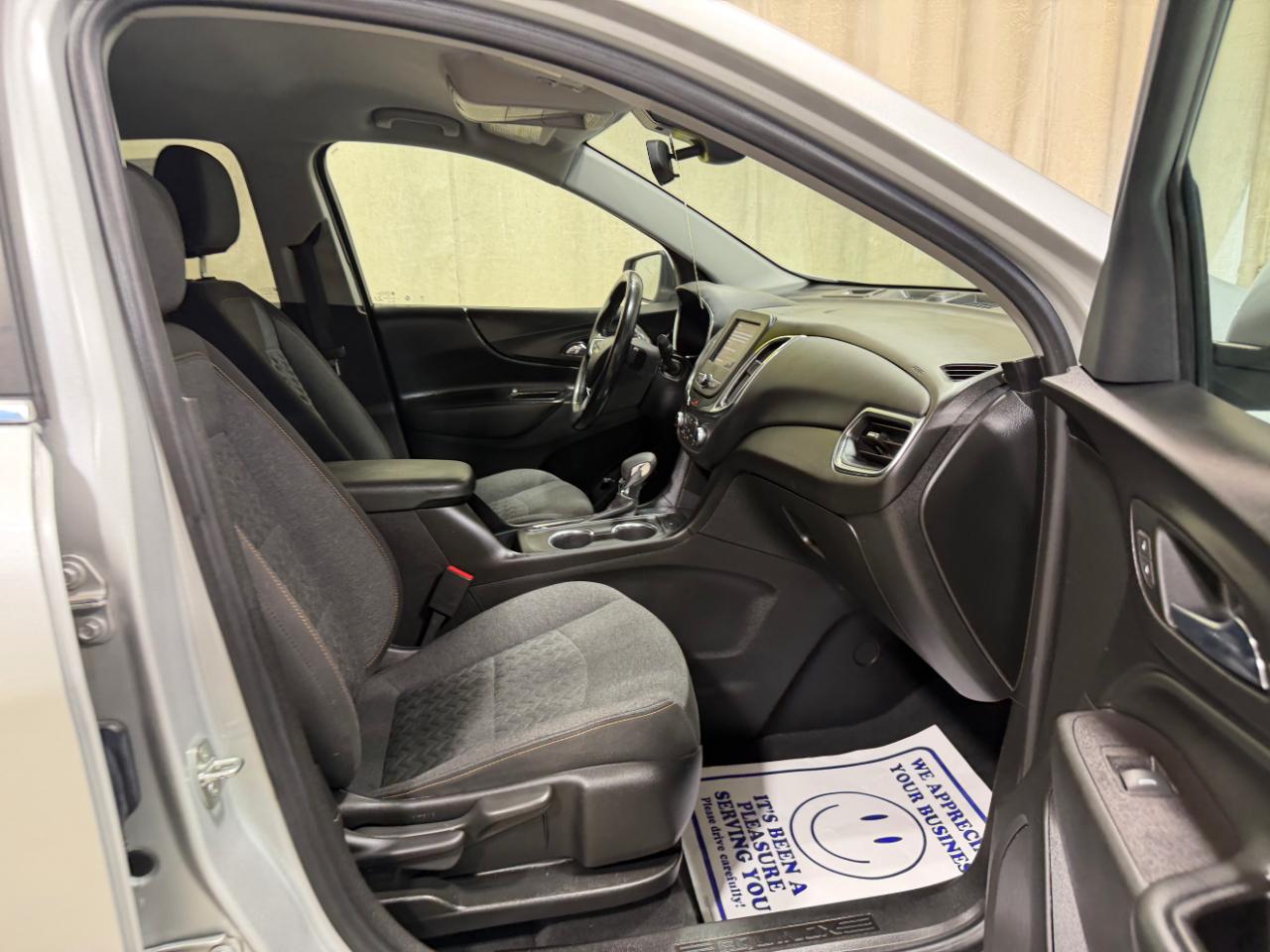 Chevrolet Equinox FWD 4dr LT w/2FL 2022