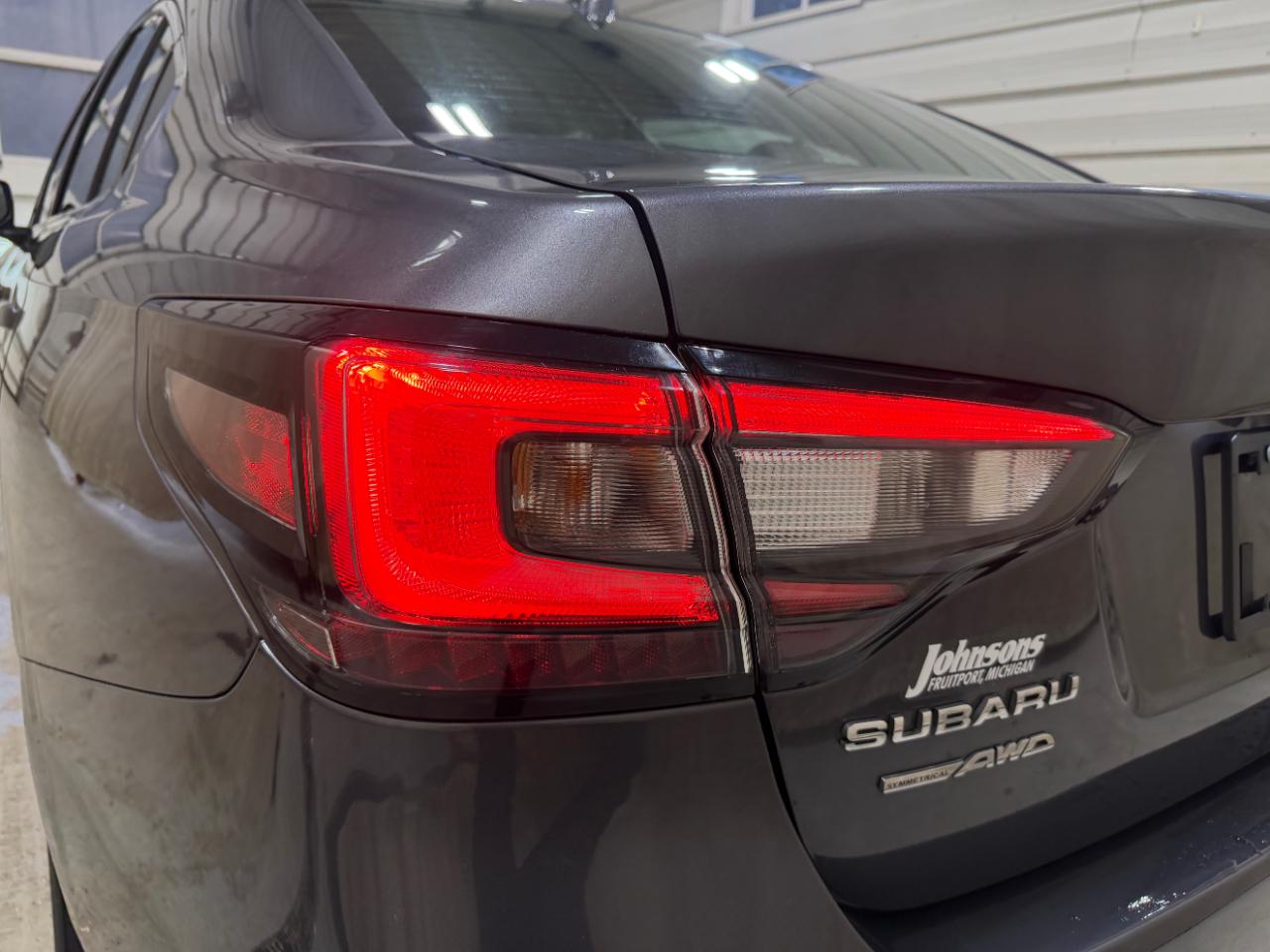 Subaru Legacy Limited CVT 2020