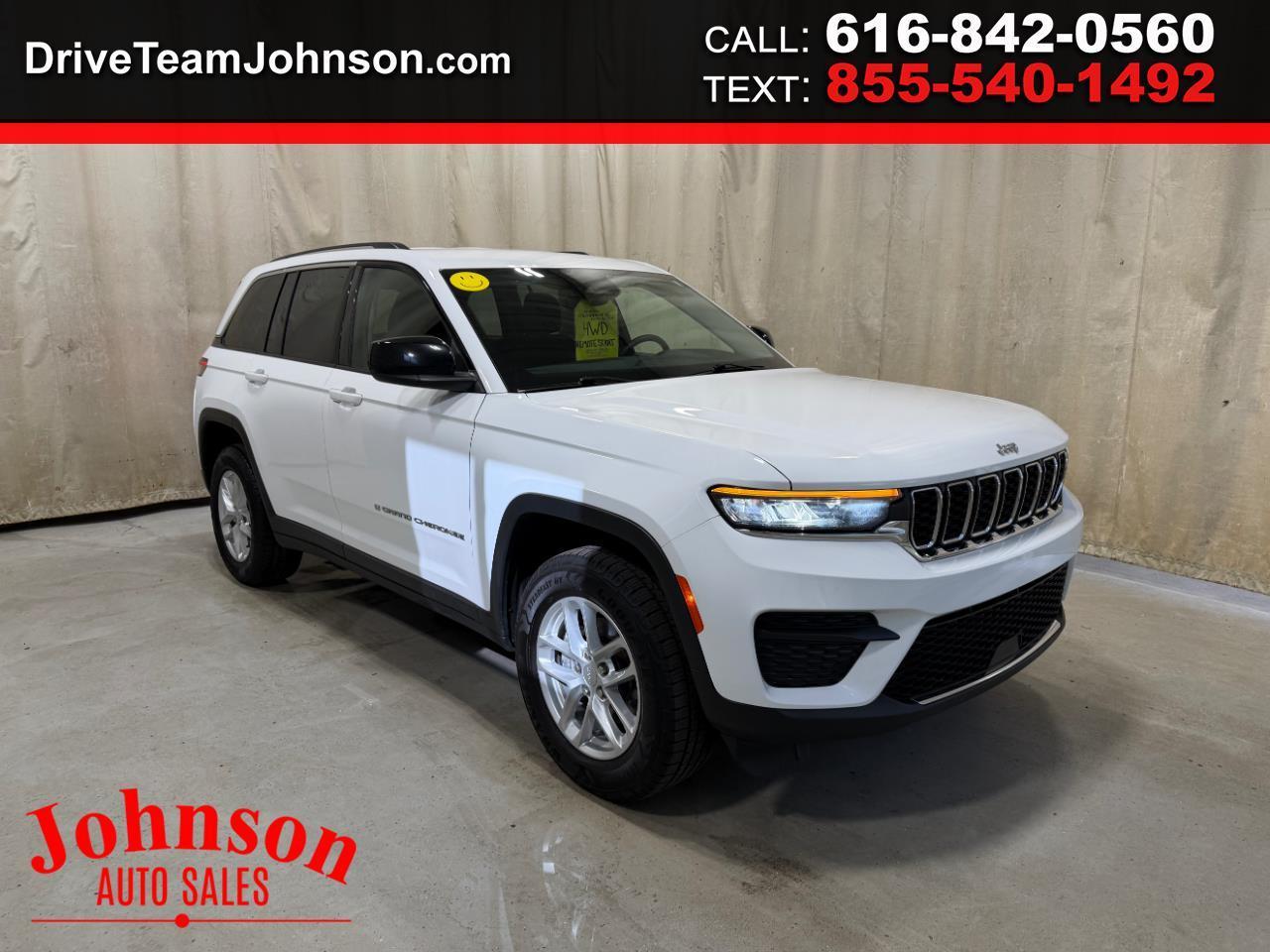 Jeep Grand Cherokee Laredo 4x4 2023