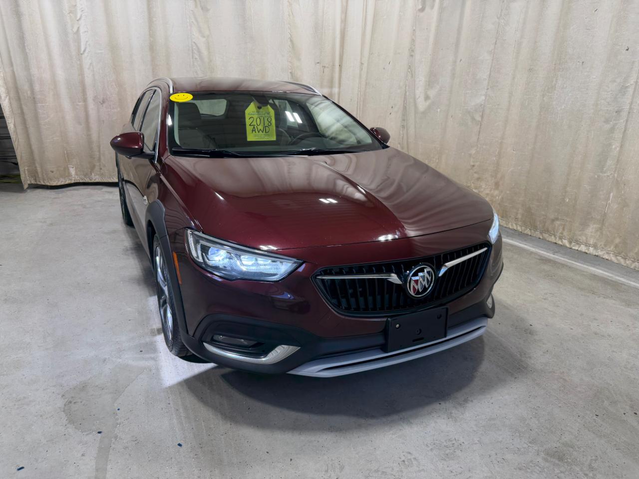 Buick Regal TourX 5dr Wgn Essence AWD 2018