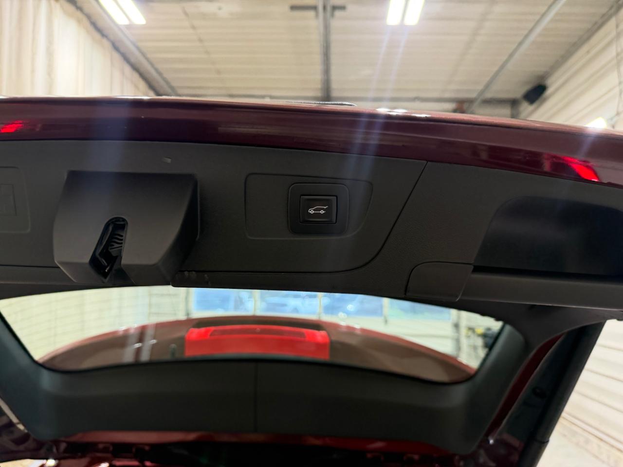 Buick Regal TourX 5dr Wgn Essence AWD 2018