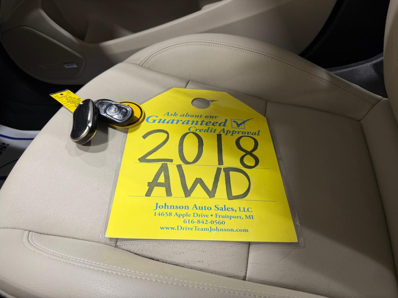 Buick Regal TourX 5dr Wgn Essence AWD 2018