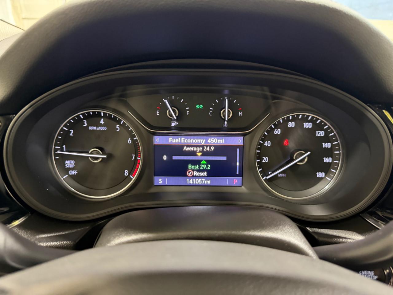 Buick Regal TourX 5dr Wgn Essence AWD 2018