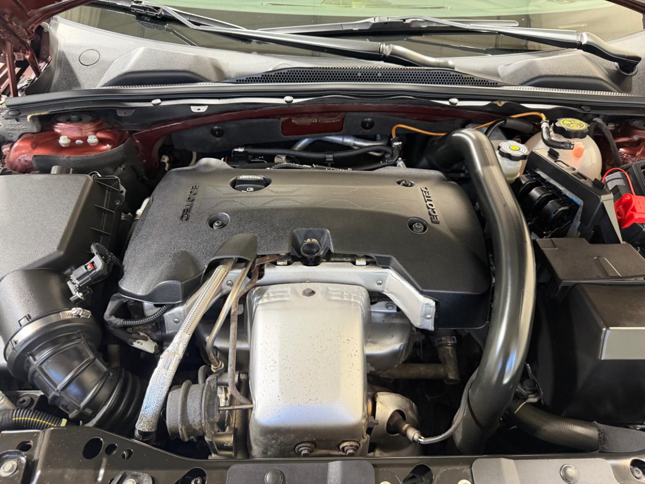 Buick Regal TourX 5dr Wgn Essence AWD 2018