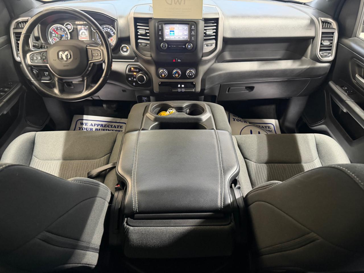 RAM 1500 Tradesman 4x4 Quad Cab 6'4" Box 2023