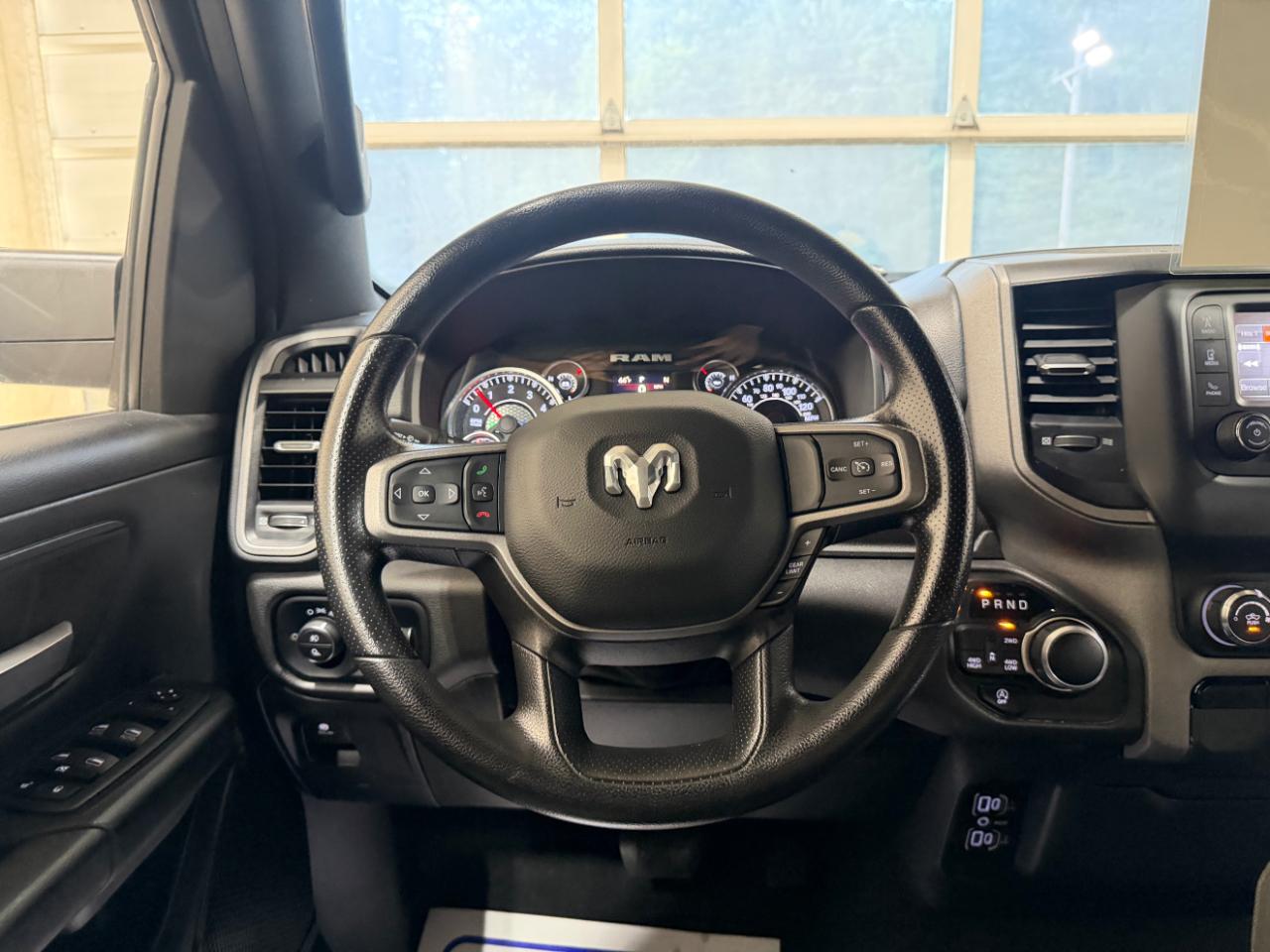 RAM 1500 Tradesman 4x4 Quad Cab 6'4" Box 2023