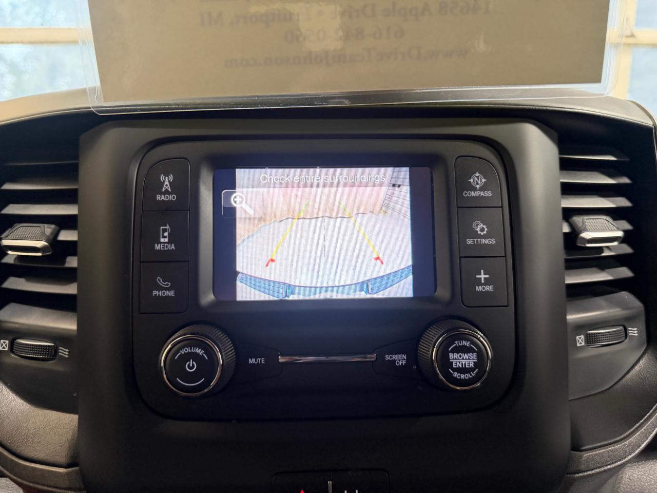 RAM 1500 Tradesman 4x4 Quad Cab 6'4" Box 2023
