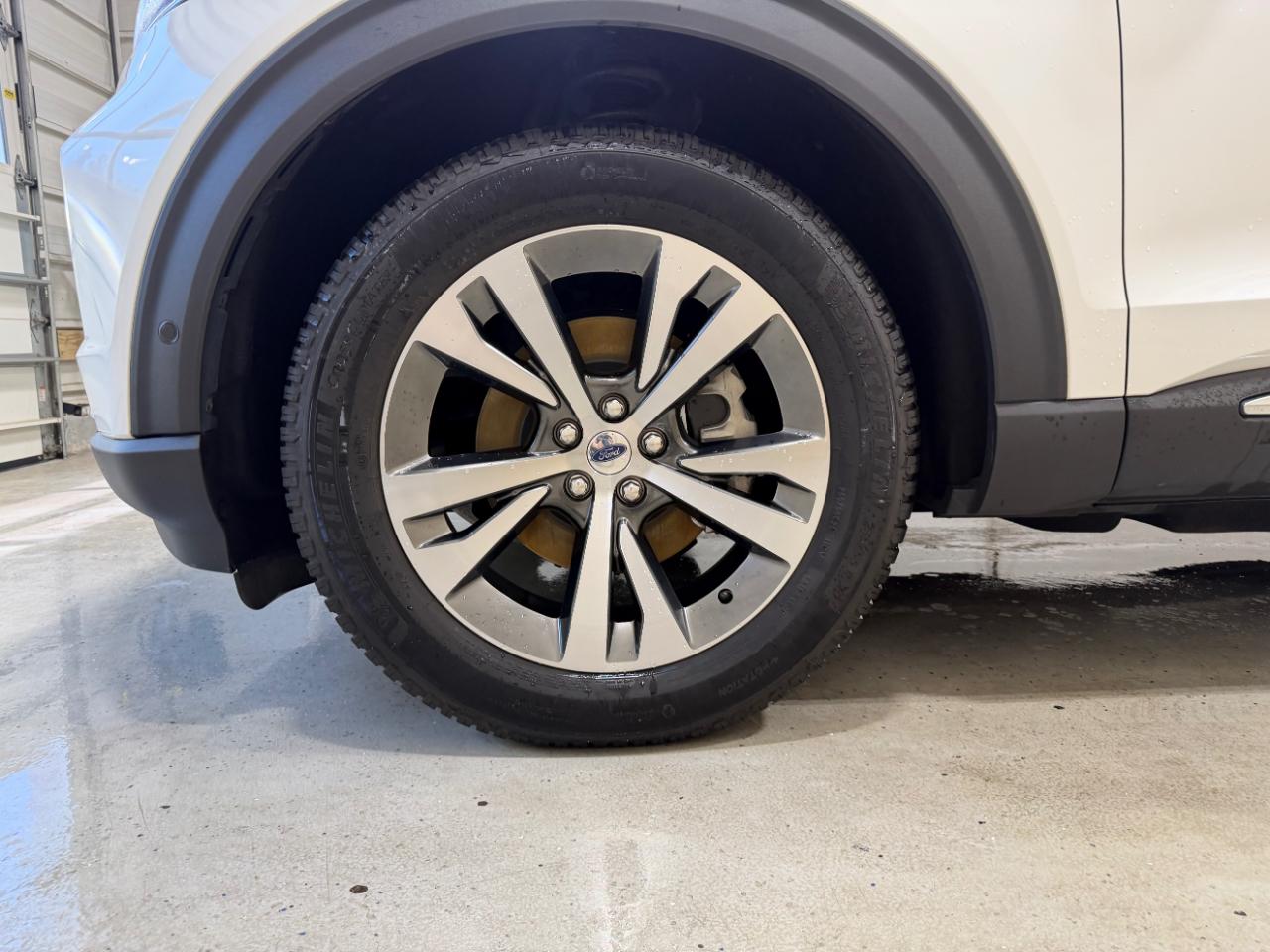 Ford Explorer Platinum 4WD 2020