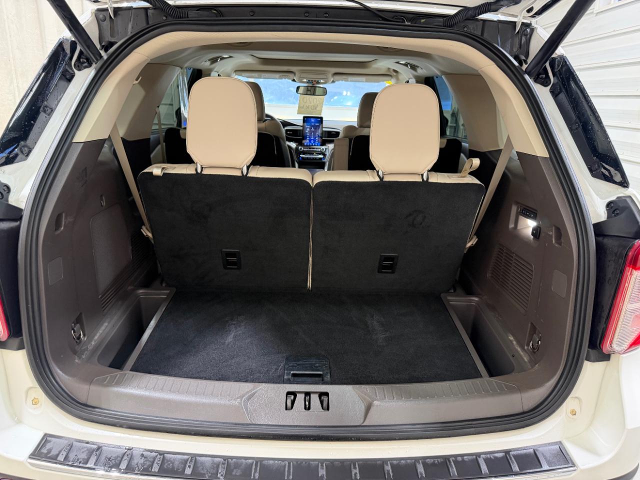 Ford Explorer Platinum 4WD 2020