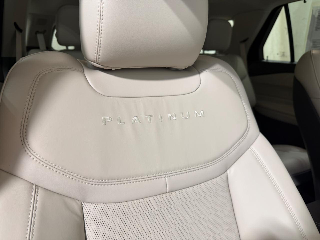 Ford Explorer Platinum 4WD 2020