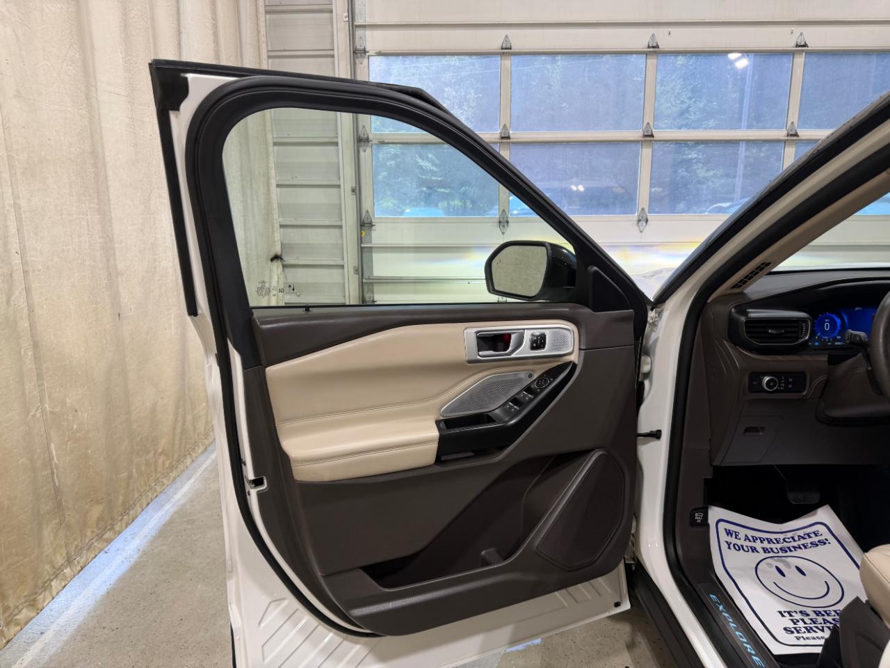 Ford Explorer Platinum 4WD 2020