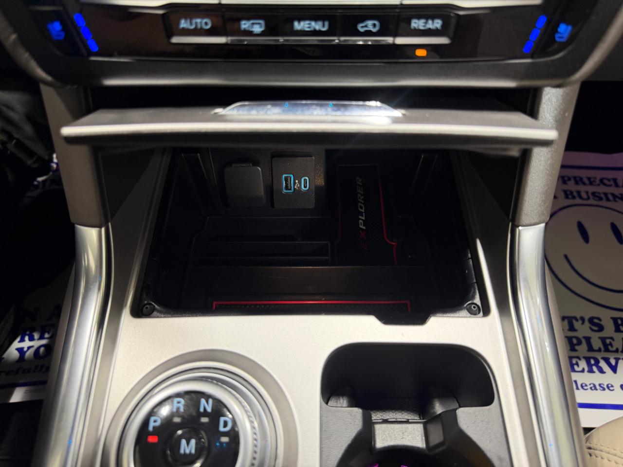 Ford Explorer Platinum 4WD 2020