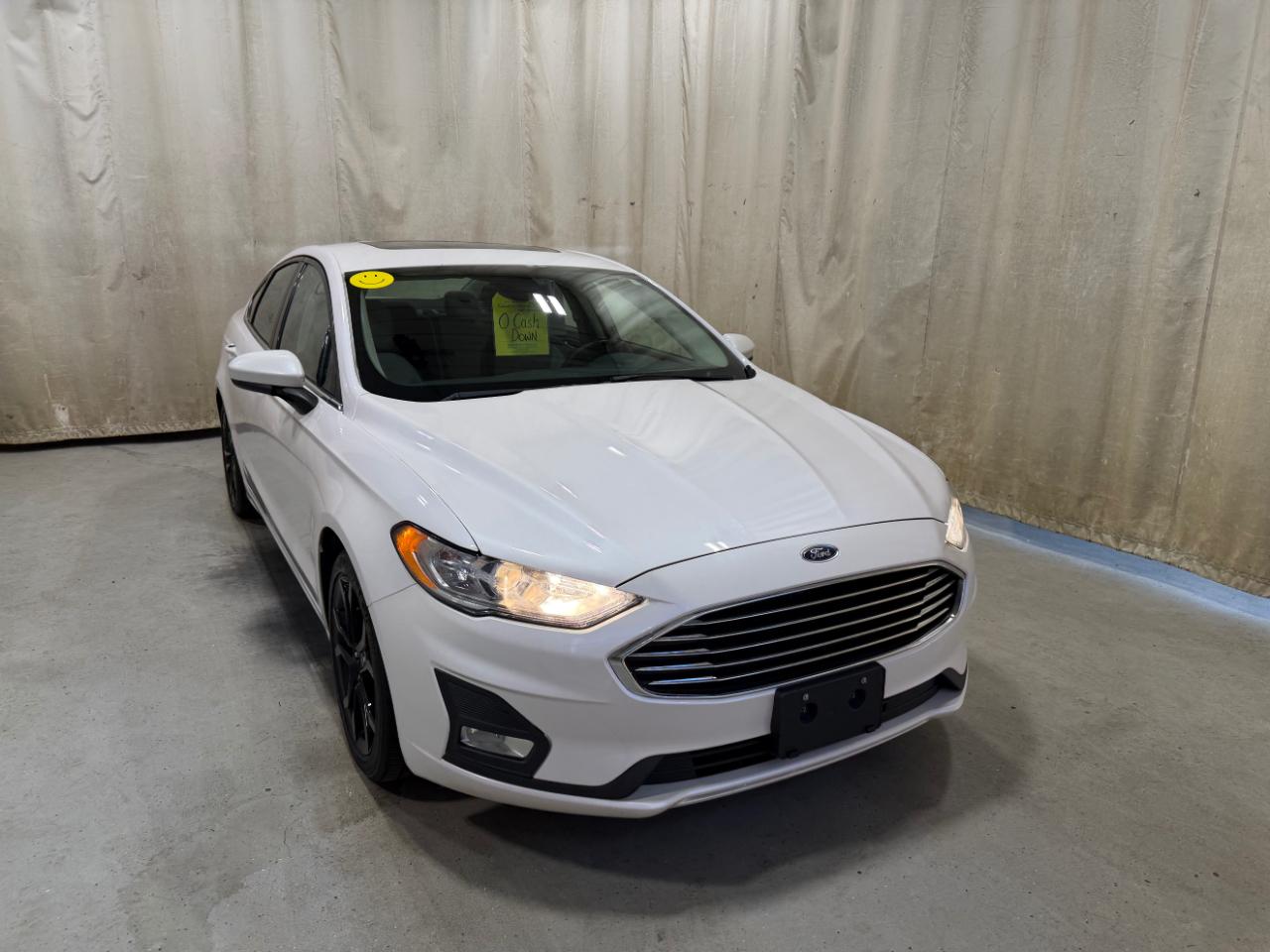 Ford Fusion SE FWD 2020