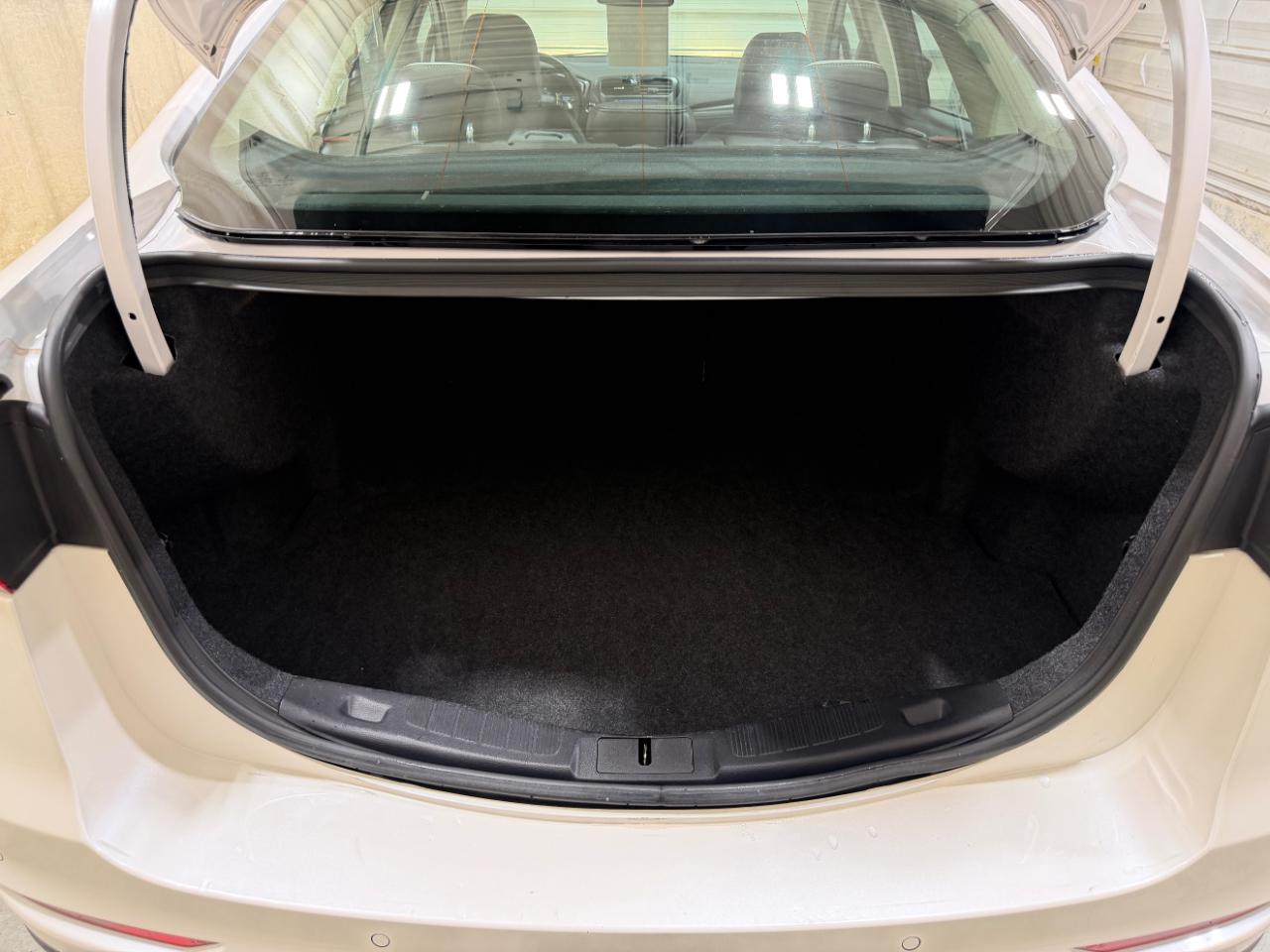 Ford Fusion SE FWD 2020