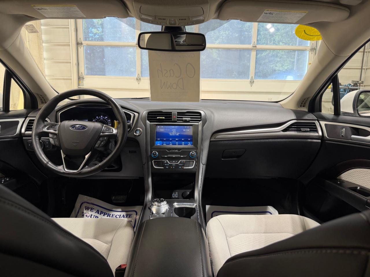 Ford Fusion SE FWD 2020