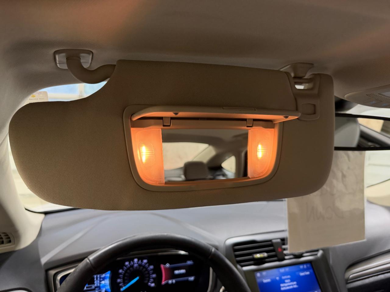 Ford Fusion SE FWD 2020