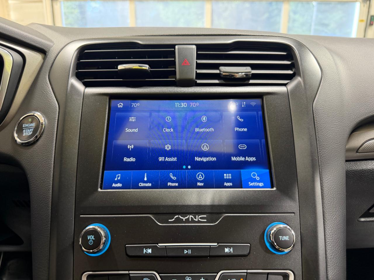 Ford Fusion SE FWD 2020